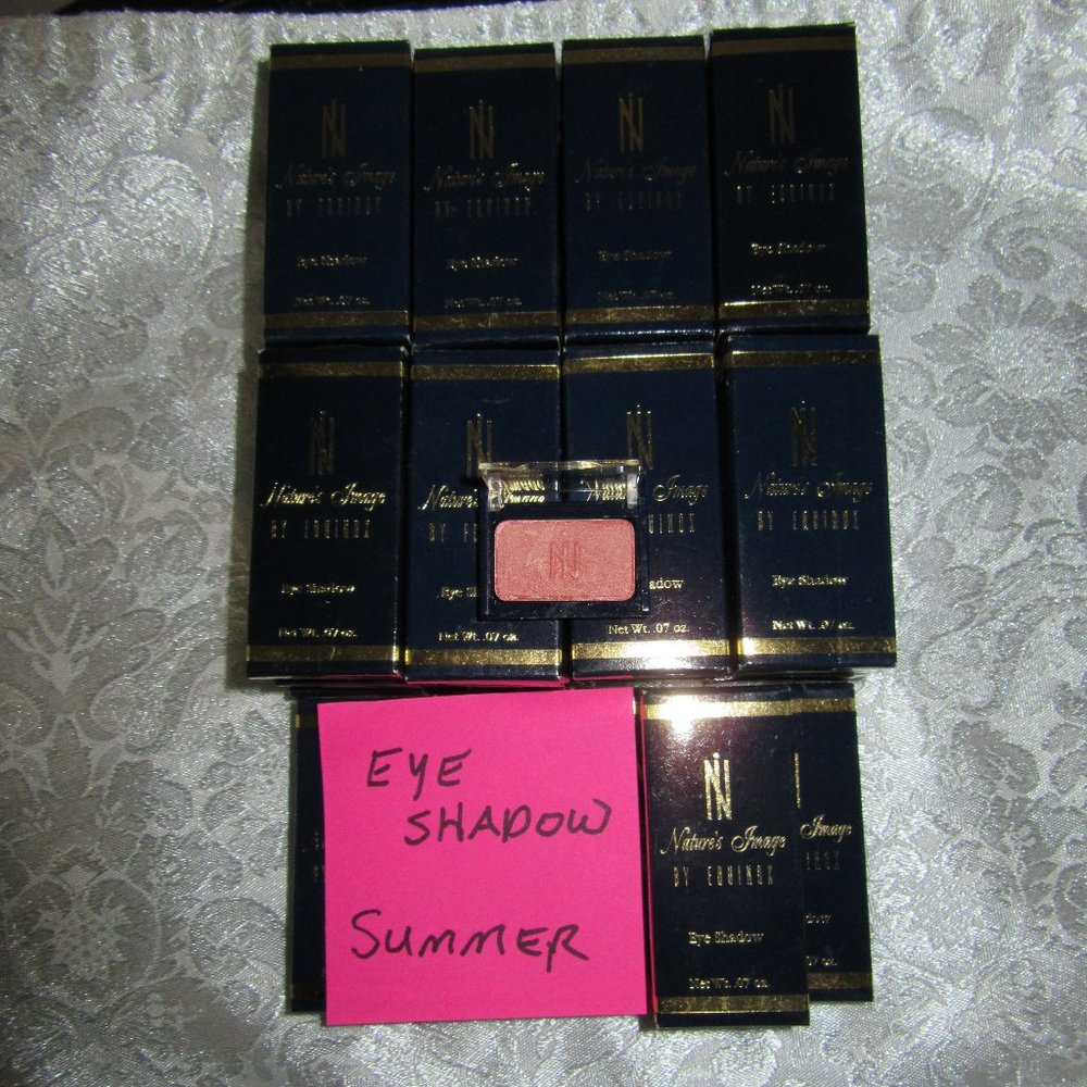 Eyeshadow Summer -  Trial Size Minimal amount -20 for $10.00